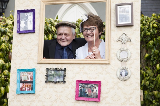 wedding photobooth diy ideas weddingsonline.ie diy wedding photobooth real