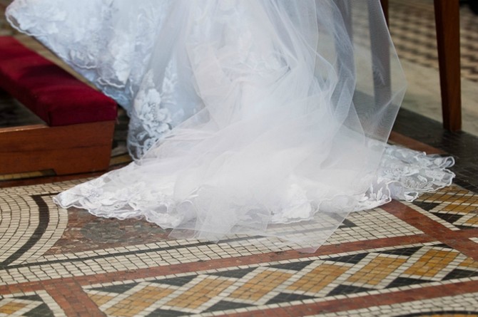 wedding dress ceremony