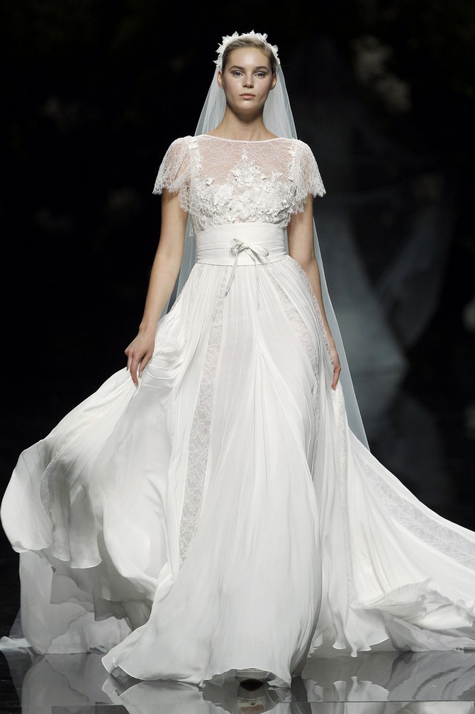 elie saab lorraine