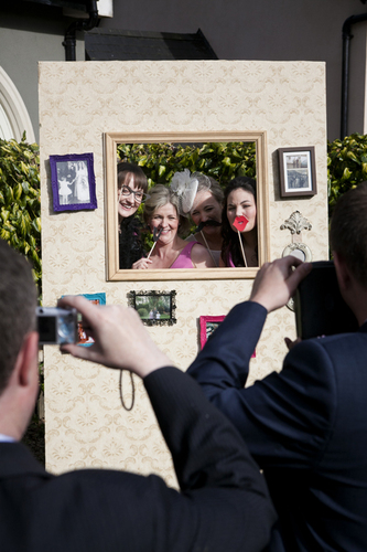 wedding photobooth prop idea weddingsonline.ie penry photography diy real wedding photobooth idea