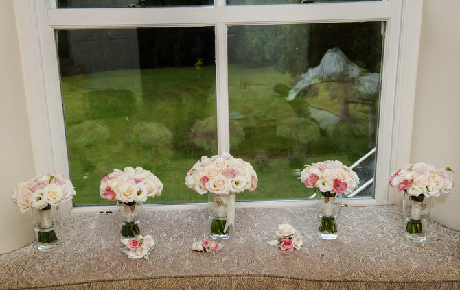 wedding bouquets cream pink