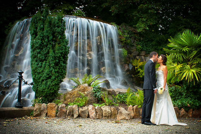 wedding photo st stephen's green dublin
