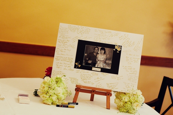 guest book wedding photo