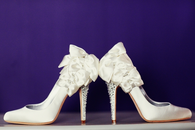 white bow wedding shoes silver