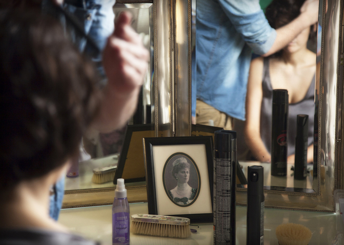 antique wedding decor